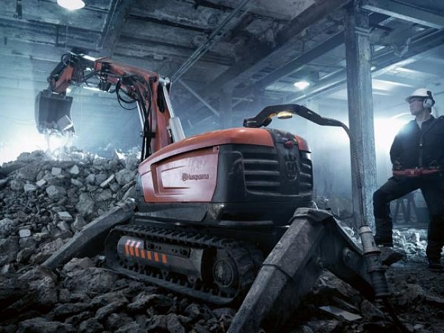 Робот для демонтажа Husqvarna DXR 310